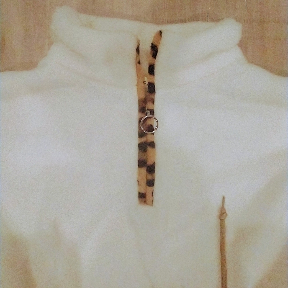 Sexy warm short‎ cropped  sweatshirt - Picture 2 of 5
